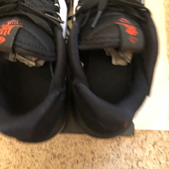 Nike Men's Kyrie Low 5 Black, White, and Red Basketball Shoes - Picture 7 of 10